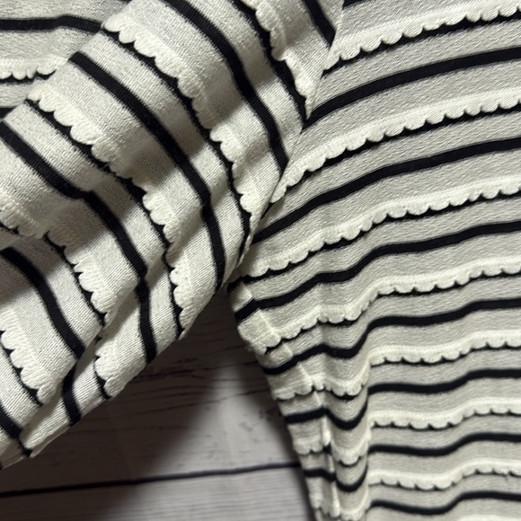 Oliver Bonas Longsleeve top - Picture 5 of 6